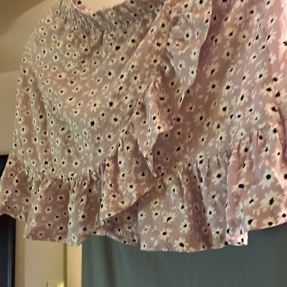 2pcs short skirt set with crop top really cute - Picture 10 of 12